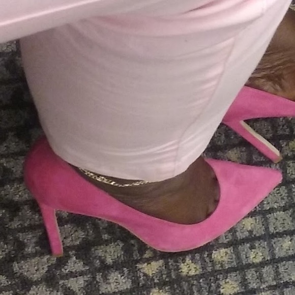 Meet your Posher, Natasha - Picture 1 of 1